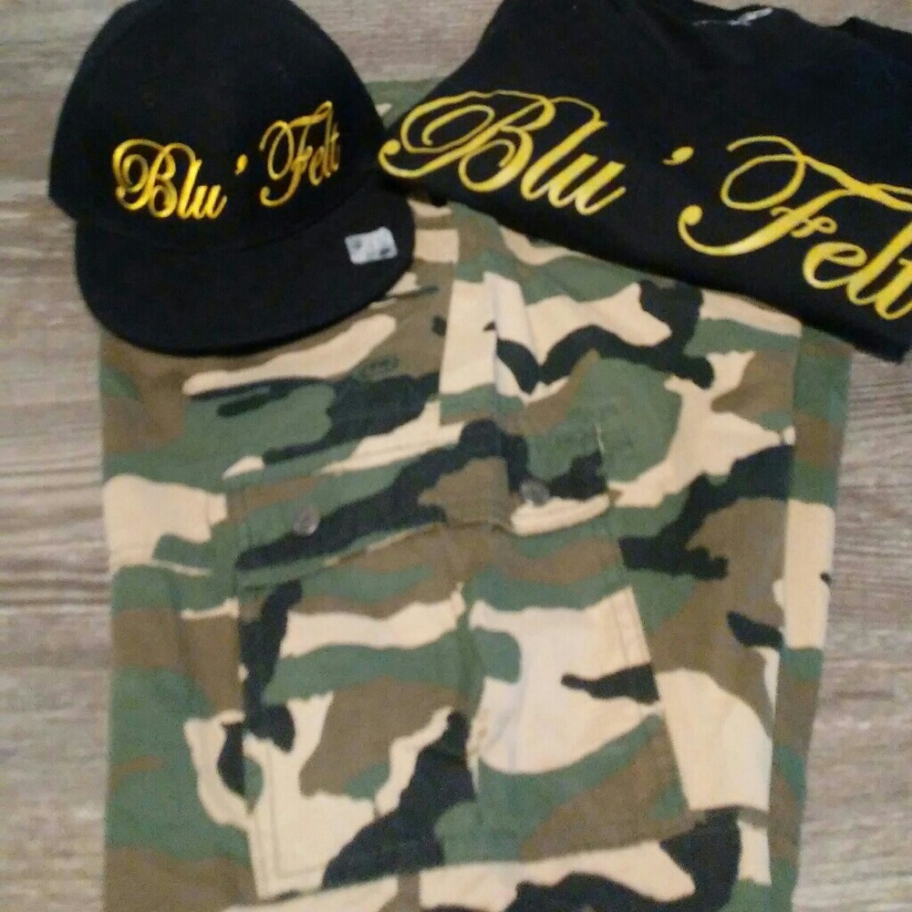 Hat's and tee